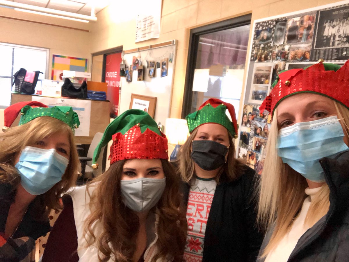 Off to spread some holiday cheer to  our amazing students, we miss seeing them in class #gowo <a href="/EmilyKMcComb/">Emily McComb</a> <a href="/plewesj/">plewesj</a>