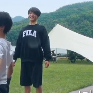 Jungkook as the emoji; a thread