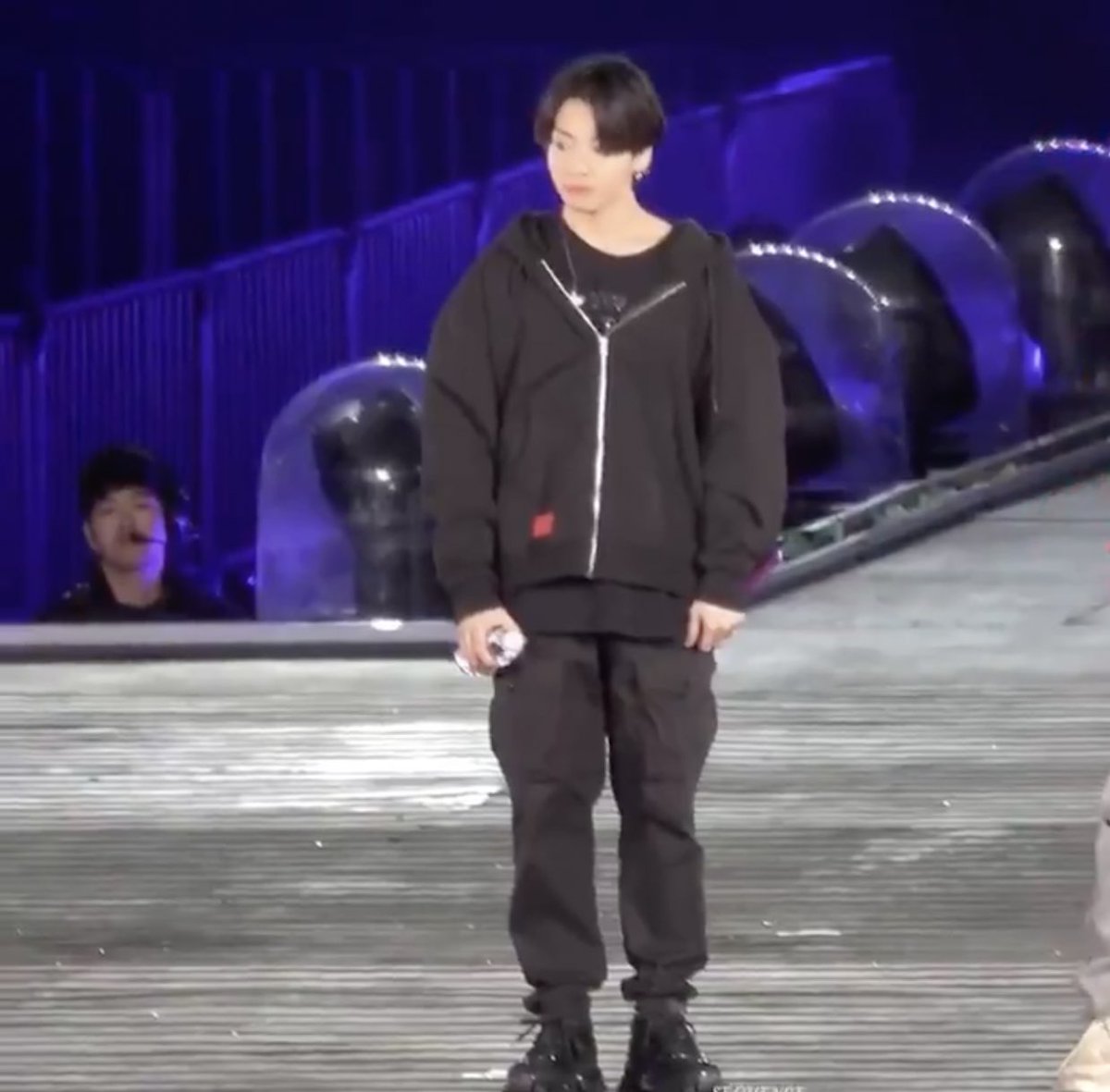 Jungkook as the emoji; a thread