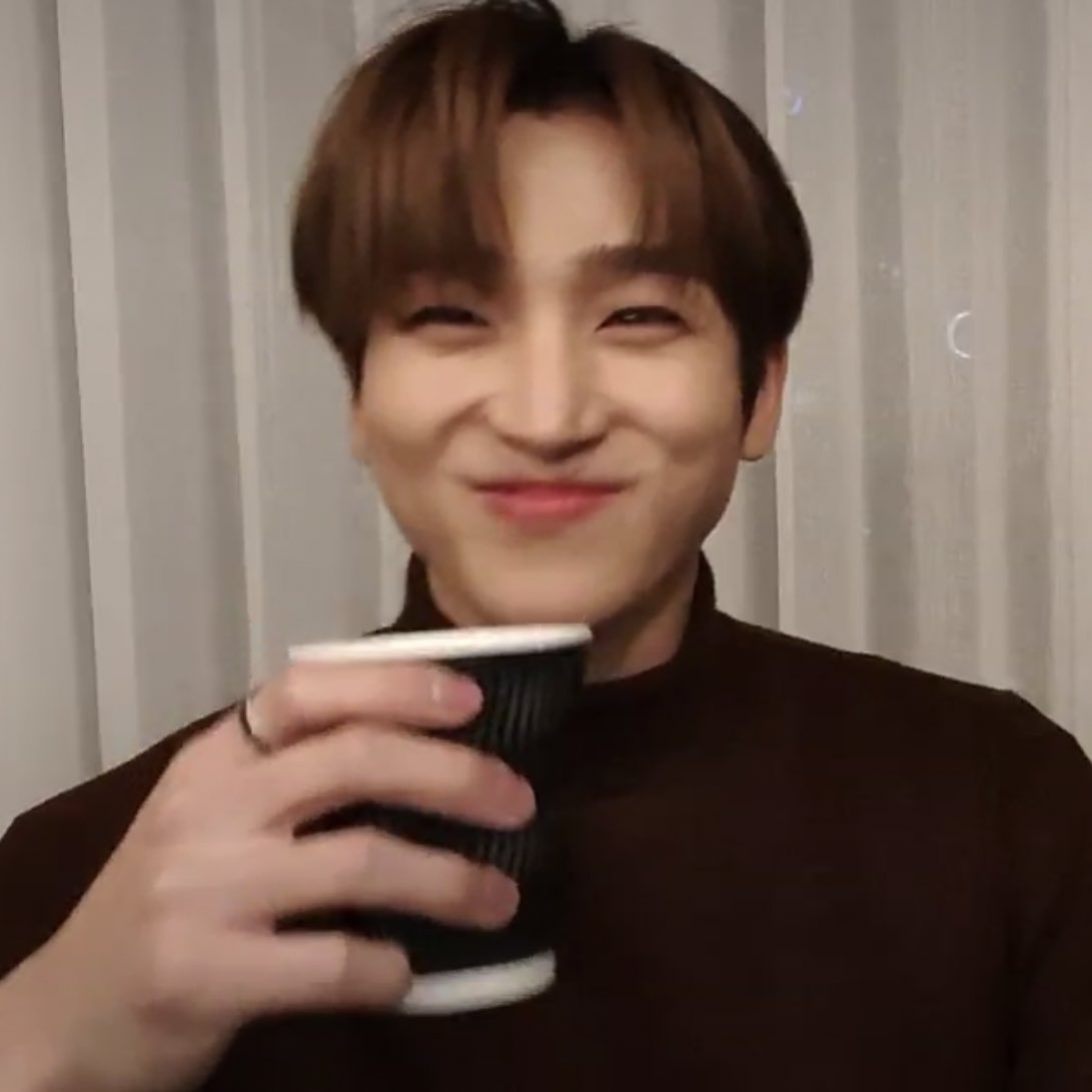 smileytbz's tweet photo. https://t.co/ydnUiq1xDM