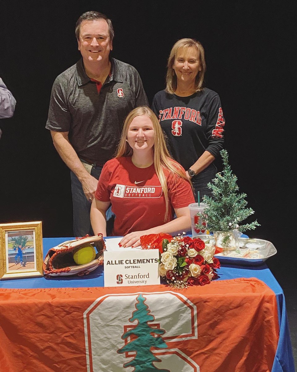 IT’S SIGNING DAY HERE AT KLEIN HIGH! Congrats to all 13 of the athletes that were recognized today!Glad we got to celebrate our girl @allieclements_4 this morning!! Stanford is getting a good one! 🌲