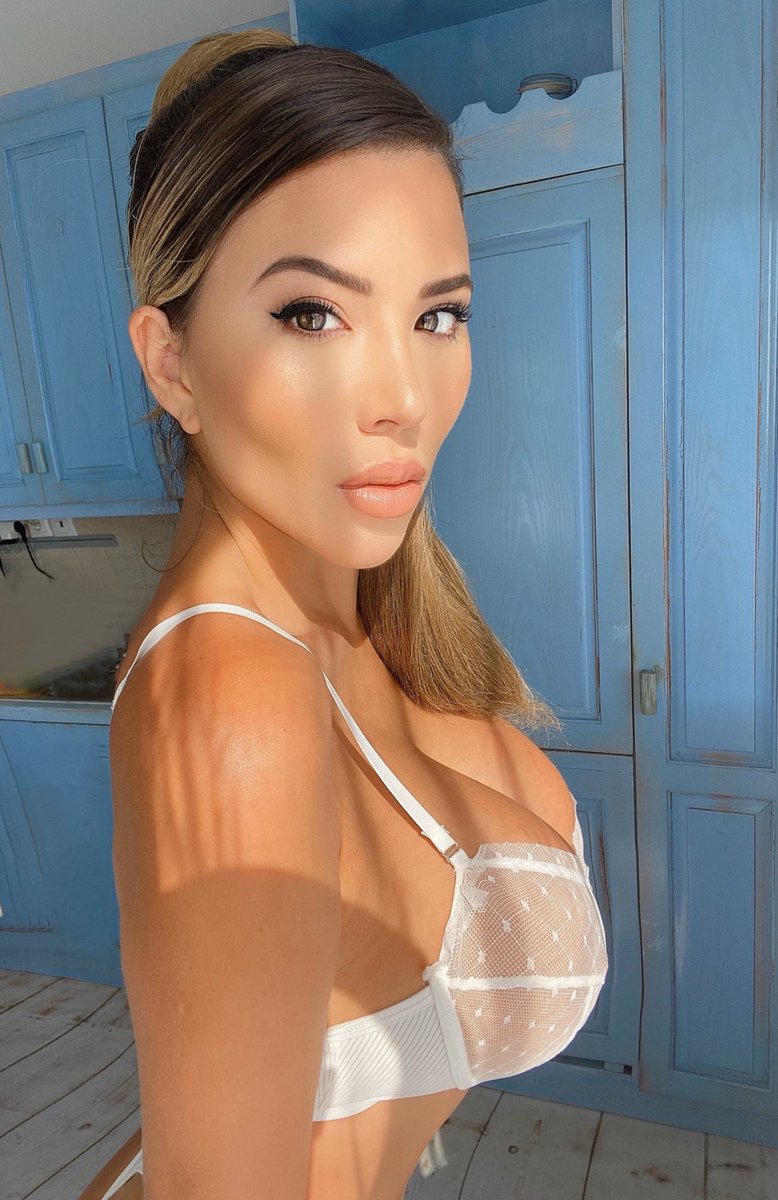 Beautiful morning onlyfans.com/abroadwithmila