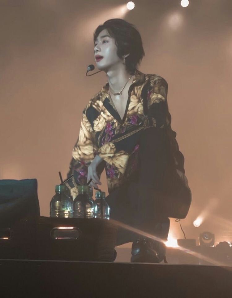 how chae Hyungwon looks in real life - a thread