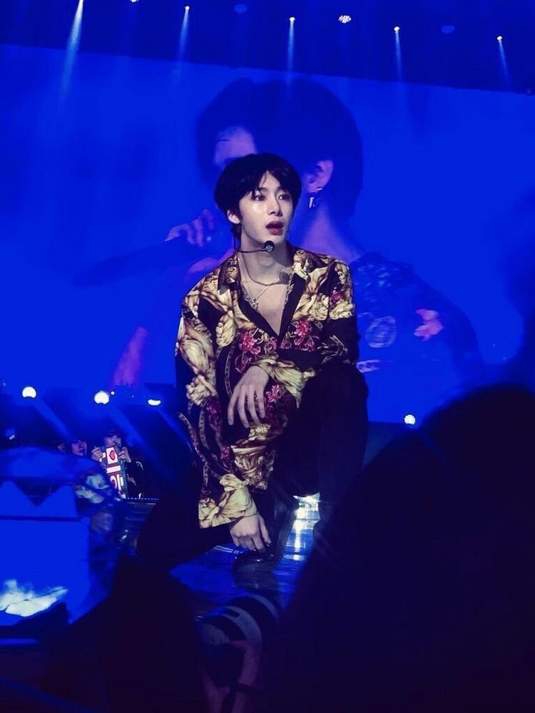 how chae Hyungwon looks in real life - a thread