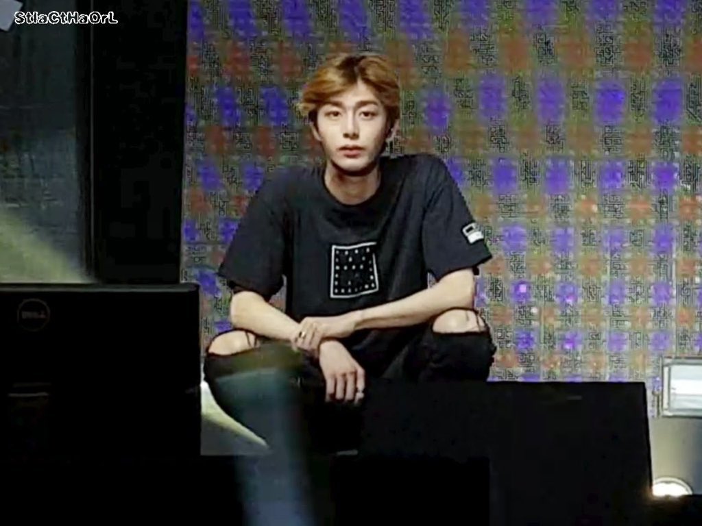 how chae Hyungwon looks in real life - a thread