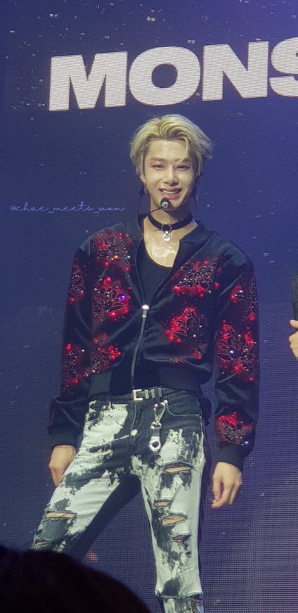 how chae Hyungwon looks in real life - a thread