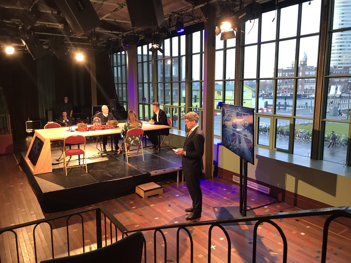 De Dag van de Haven 2020: live vanuit @TheaterWalhalla. Terugkijken en vooruitkijken met onder andere <a href="/Havenvereniging/">Havenvereniging Rdam</a> <a href="/JongHaVe/">Jong Havenvereniging</a> en <a href="/AllardCastelein/">Allard Castelein</a>. Voor 2021: meer lullen en poetsen!