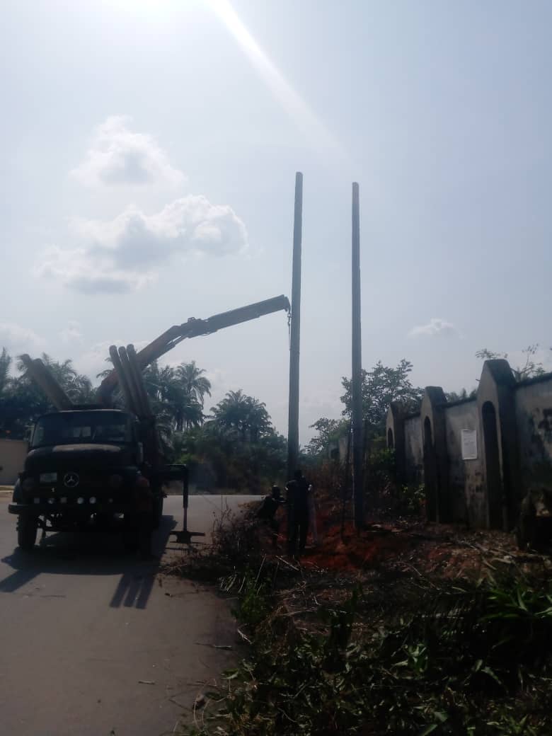 DikePhil's tweet photo. Project Watch: Umuoparadim isu, Nwangele LGA Rural Electrification Project on the way courtesy of you know who, Rep. @ugonnaozurigbo.
Further details on the way.
#OEE #NINN #MrProject https://t.co/NqE1SWVu6g