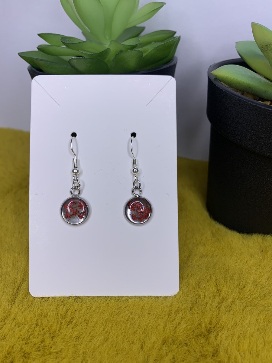 Under £5 items! (More in comments) 

✨ lemoncowcrafts.bigcartel.com✨

🎄Use code CHRISTMAS20 for 20% off your entire order!🎄