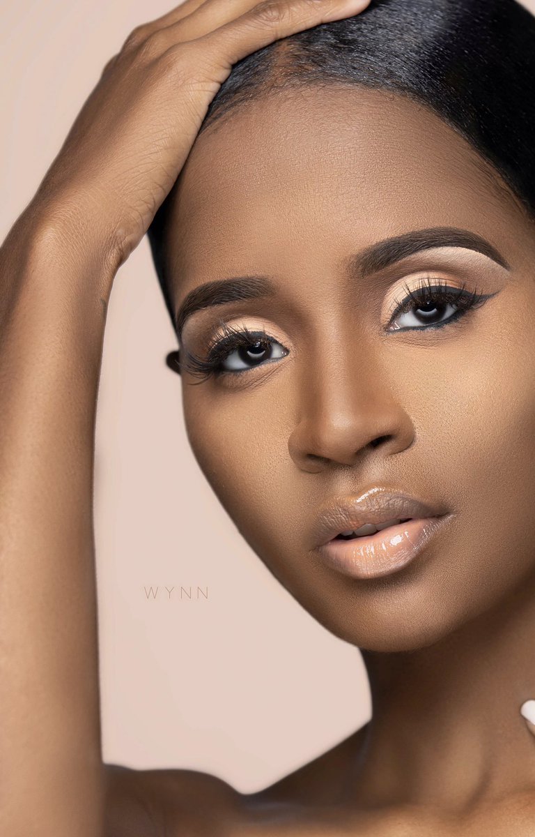 Tap in🙌🏾 Booking Link in bio! Follow my photo Instagram @ wynningshots