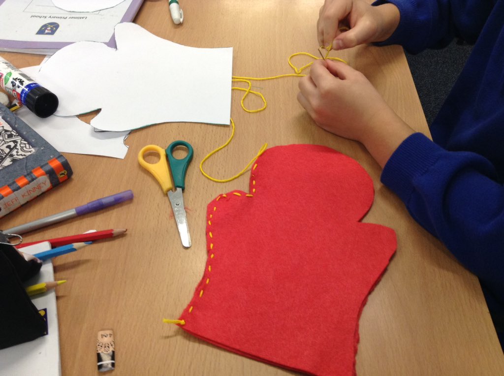latimerprimary's tweet image. #ClassBL have been making hand puppets today. Keep an eye out for the finished products tomorrow!