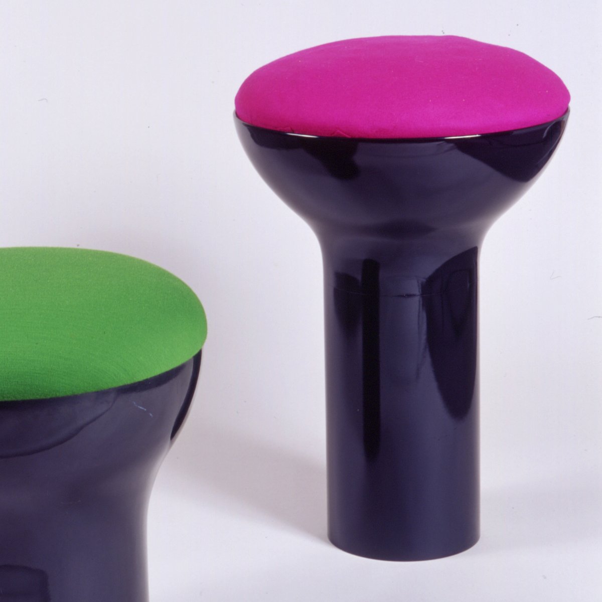 Mobilier national tweet media