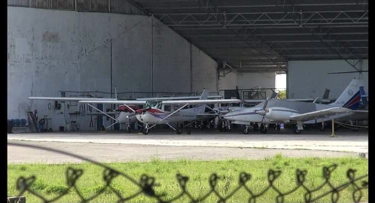aaa_union's tweet photo. We have reached a milestone!. 
All aircrafts are currently grounded. The school still expects students to finish within a certain timeline or the students await termination. 

#justiceforAAAStudents

 @ibusolih @FaisalNasym @Roxeyna @DrChubby @aishath_nahula @GhaneeHamadh https://t.co/AMnbkjdWpZ