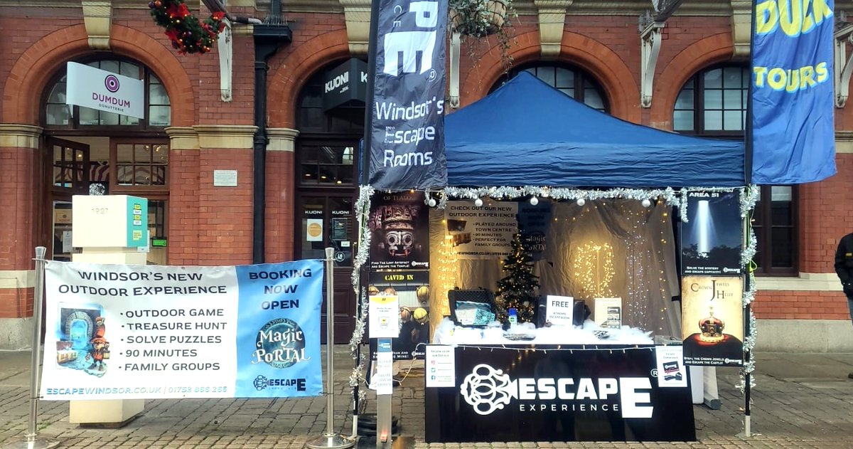 WindsorEscape's tweet photo. It was so nice to see some smiling faces! Who walked passed our stall last weekend? 
Come and say hello to our team this weekend and sign up to get our FREE at home Escape Room🔐
#Escaperoom #myroyalborough #myRB #myfestiveroyalborough #Windsor #Windsorescapeexperience https://t.co/2FSERdbPqC