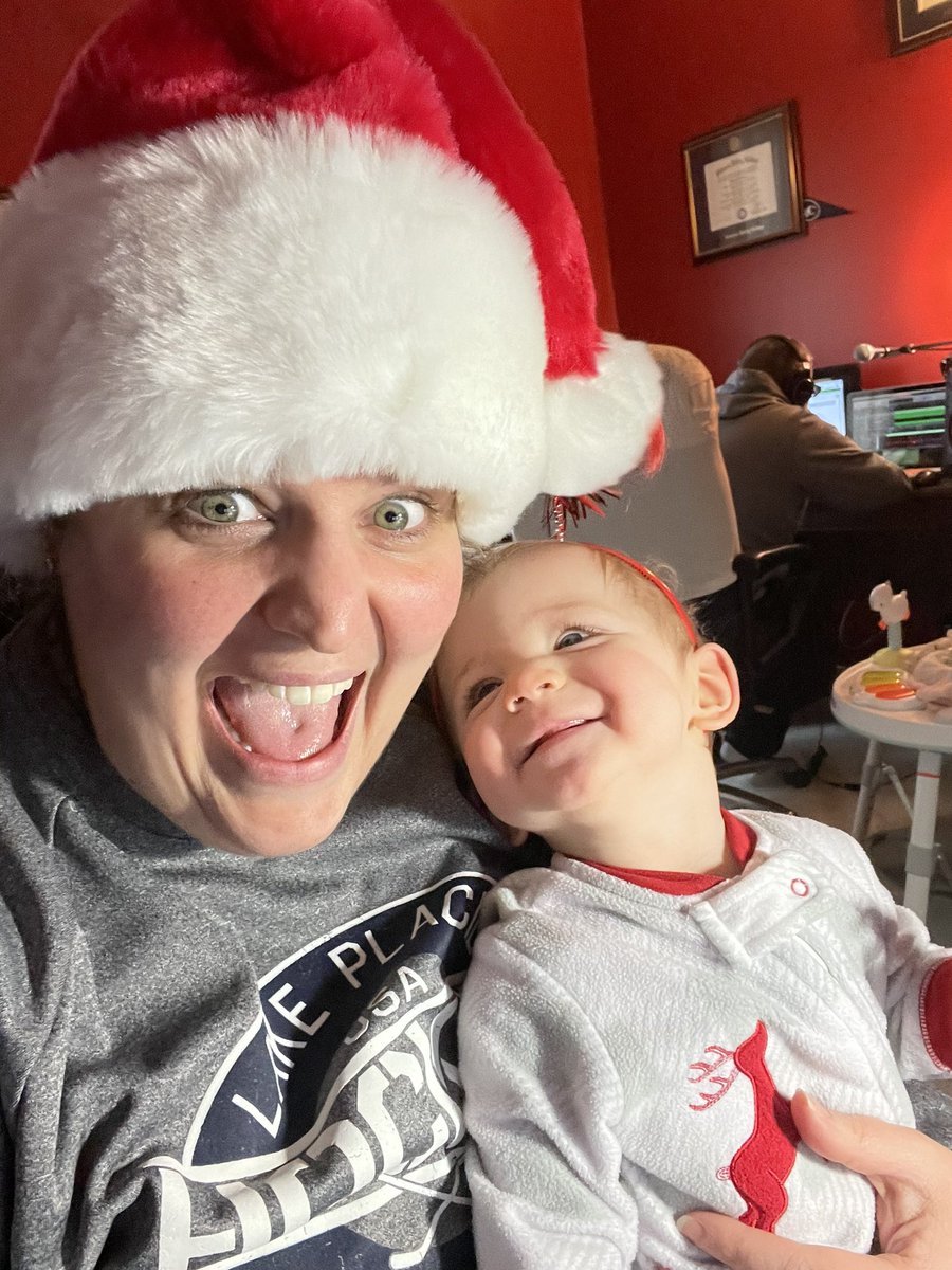 RoachMusicClass's tweet photo. My teaching partner is enjoying the Nutcracker and Christmas music from today’s Music Polar Path! We hope you are too! @SMEPolarBears @NorthernYorkSD We’re loving all of your response too! Keep up the hard work, Bear Cubs! #NorthernStrong https://t.co/4wzhNby045