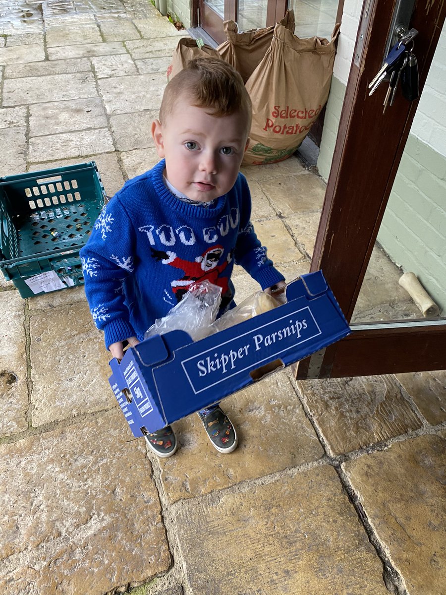 TheCrownBH's tweet photo. Little man helping put the @HeritageFFC order away this morning. #local #familybusiness #supportlocal https://t.co/4NgzRqD1Ov