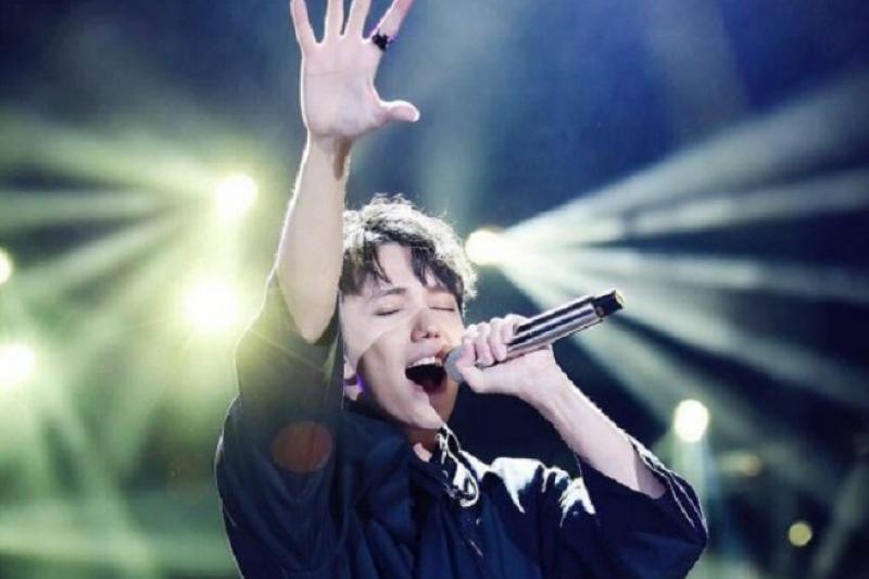 Казахский певец димаш. Димаш. Ikanaide. Казахский певец димаш. Димаш кудайбергенов.