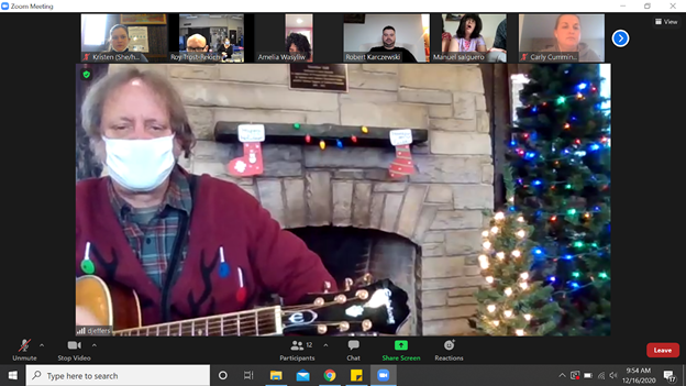 SunriseLakeOEC's tweet photo. Inspired by music with Roy's class today, Sunrise is excited to kick off the holiday break with a sing-a-long with Dave! Join our Google Hangouts this Friday at 10AM to enjoy 20 minutes of holiday music. ALL are welcome! 
Click on this link Friday to join: https://t.co/EJ9IqFFfBj https://t.co/5w5XAybEUR