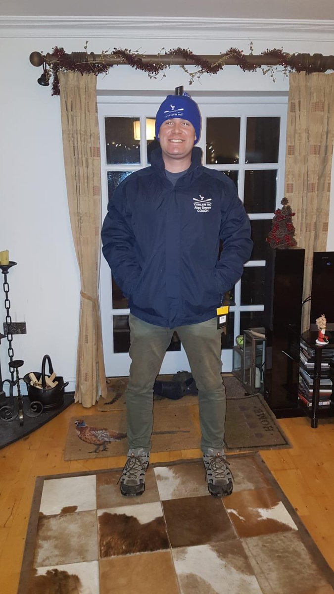 curlewrc's tweet photo. Our fantastic coach Alex now fully kitted out with his curlew branded kit from @thekitcrew 

Thank you Alex for all your work over the last 12 months. 

MERRY CHRISTMAS 

@BritishRowing #rowing #eastlondon #coaching https://t.co/6LVnhA7Yas