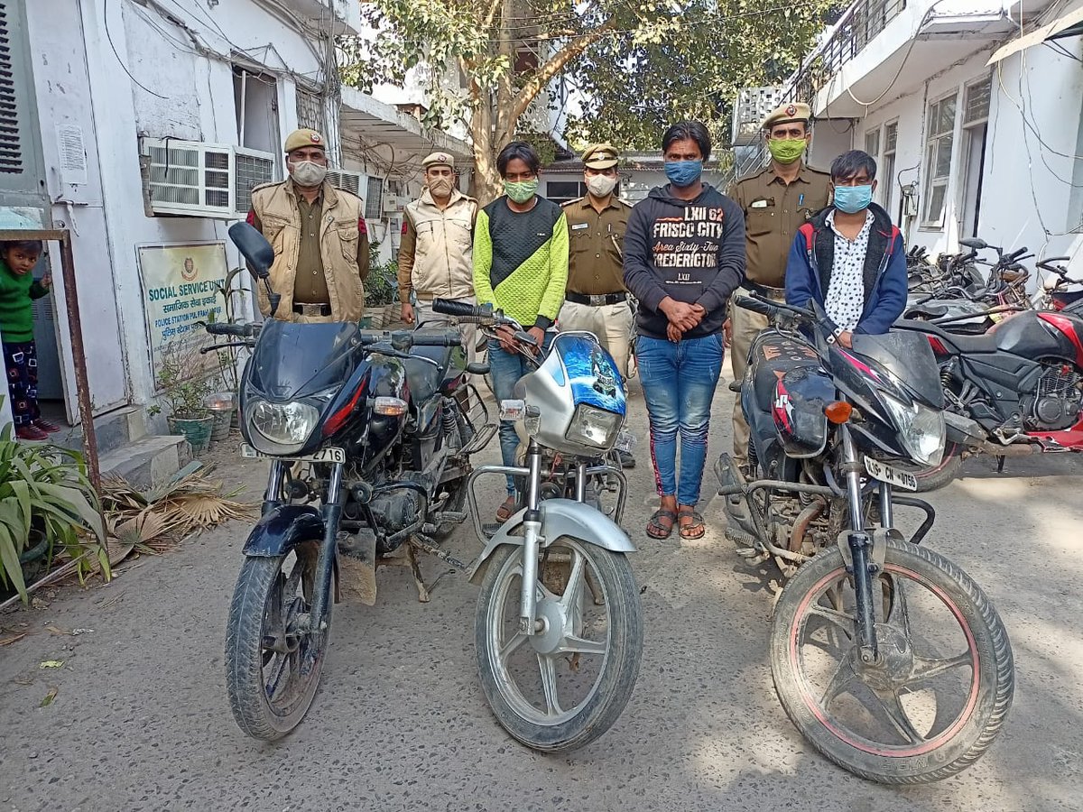DCP South East Delhi (@dcpseastdelhi) on Twitter photo Team of PS Pul Prahladpur arrested three auto lifters Pushpender age 23 yrs, Dinesh age 28 yrs & Devender age 35 yrs and recovered three stolen motor cycles, three cases of MV theft solved. <a href="/DelhiPolice/">Delhi Police</a> <a href="/LtGovDelhi/">LG Delhi</a> <a href="/CPDelhi/">CP Delhi #DilKiPolice</a> Team of PS Pul Prahladpur arrested three auto lifters Pushpender age 23 yrs, Dinesh age 28 yrs & Devender age 35 yrs and recovered three stolen motor cycles, three cases of MV theft solved. <a href="/DelhiPolice/">Delhi Police</a> <a href="/LtGovDelhi/">LG Delhi</a> <a href="/CPDelhi/">CP Delhi #DilKiPolice</a>