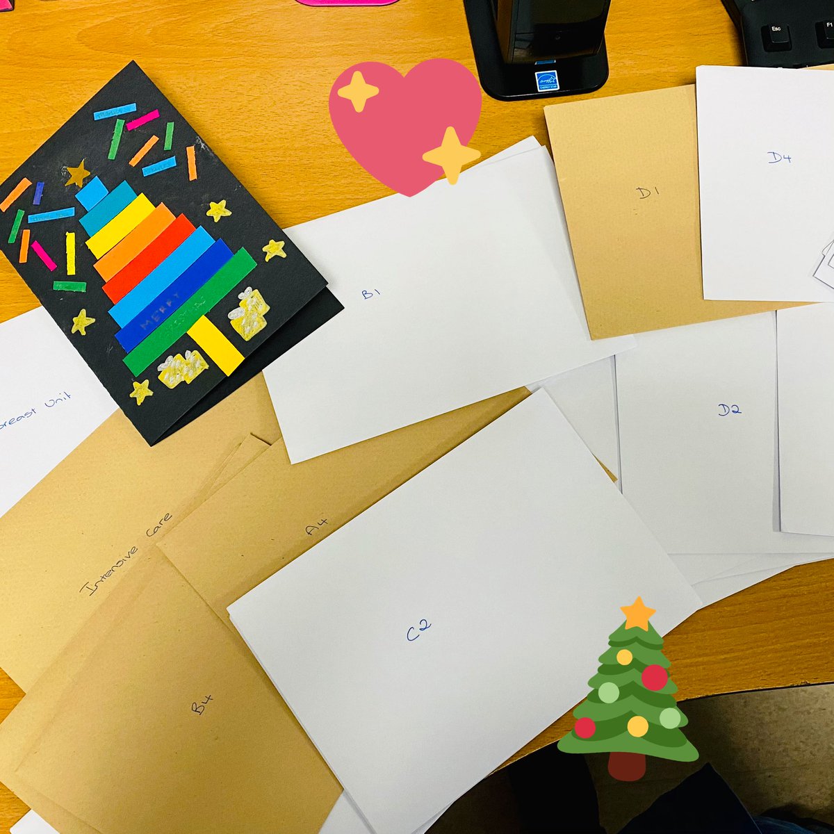 Thanks to the lovely children in Yr 6 @PikesSch ,who have been busy handcrafting Christmas cards for all the wards @boltonnhsft With some lovely messages inside 🥰. If you get chance I’m sure they’d love a pic via tweet to show you received it @MissWiggans