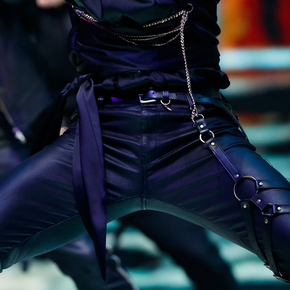 Jungkook        Minho          THIGHSa thread,,,