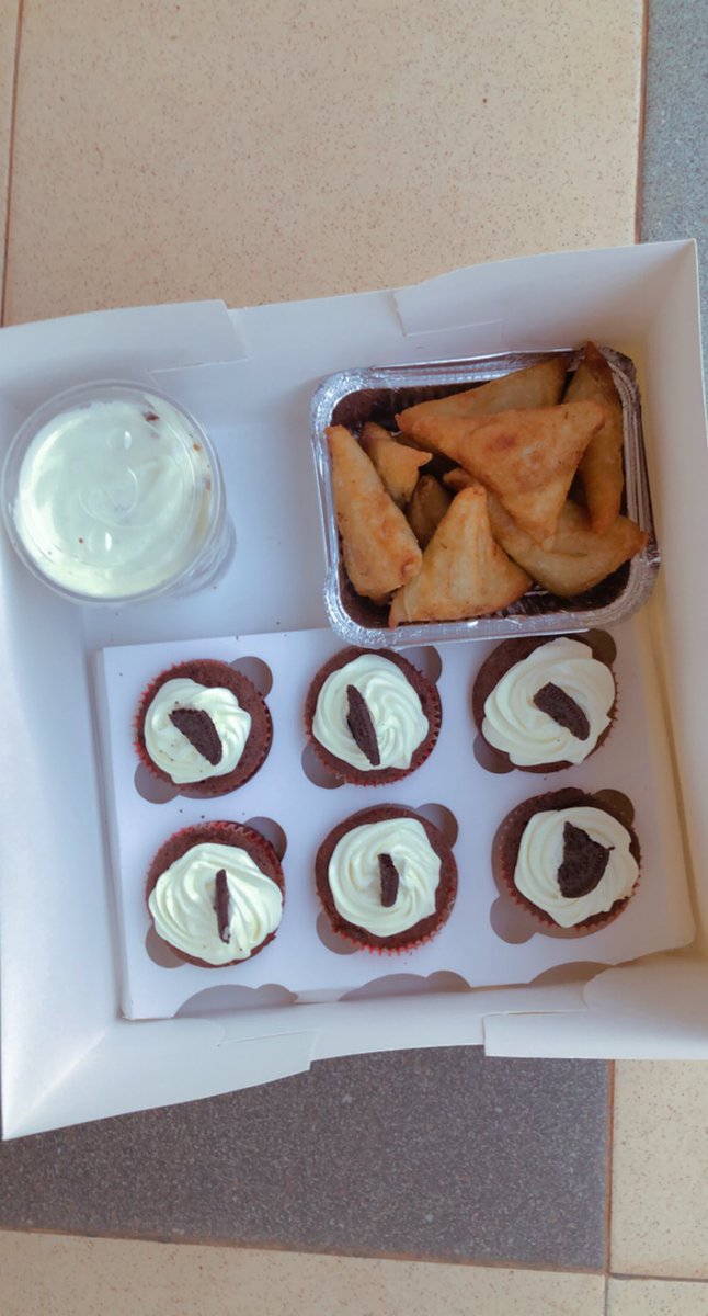Thebaker_'s tweet photo. Enjoyment platter 🤤 2600naira only 
📍kaduna pickup/delivery 
📞08131906583 https://t.co/7pnrS3cRnk