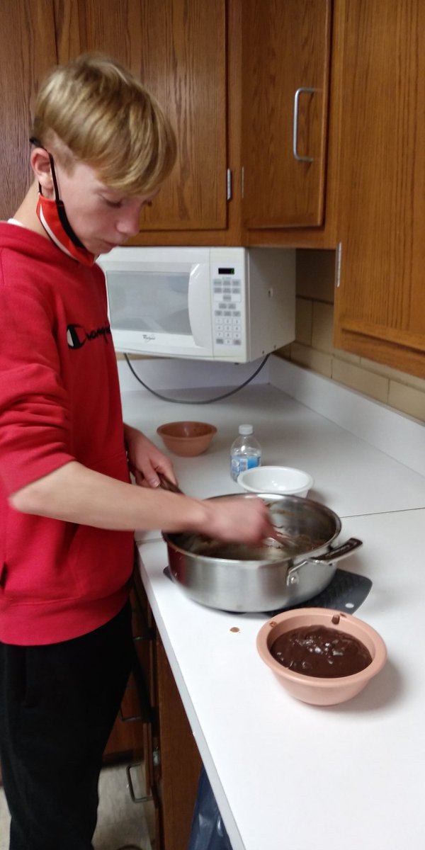 Hot pudding no match for a hungry student