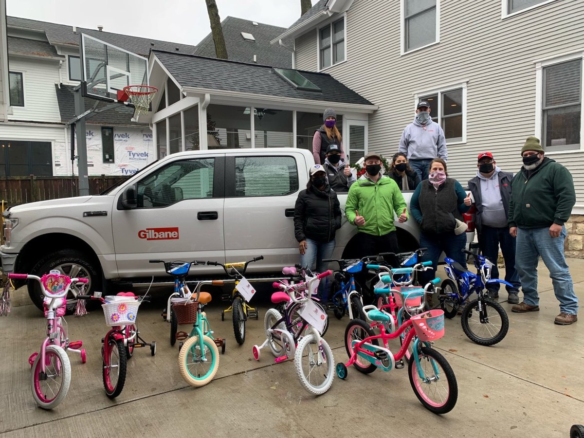 GilbaneChicago's tweet photo. This holiday season, Gilbane Chicago partnered with Mildred Lavizzo Elementary School by adopting a pre-kindergarten class. Our leadership team gathered a number of bicycles and we are excited to spread holiday cheer with the students tomorrow!
#GilbaneCares #RemarkableTogether https://t.co/bYfDSNfeJq