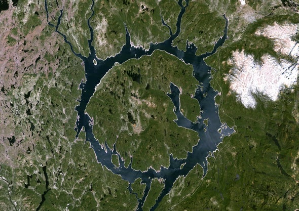 sciam's tweet photo. How the first life on Earth survived its biggest threat—water https://t.co/xQl7Hv5SRj https://t.co/FZ3MAD0R54