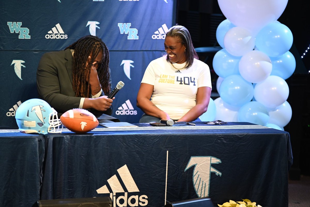 Joshpberg's tweet photo. More pictures from @Zeekbiggers signing today. The lineman is going to play at Georgia Tech, but Coach Kraft warned the Salisbury Hornets in the audience they also should be prepared to face him in February. @mikelondonpost3 https://t.co/IOS6yarzdO