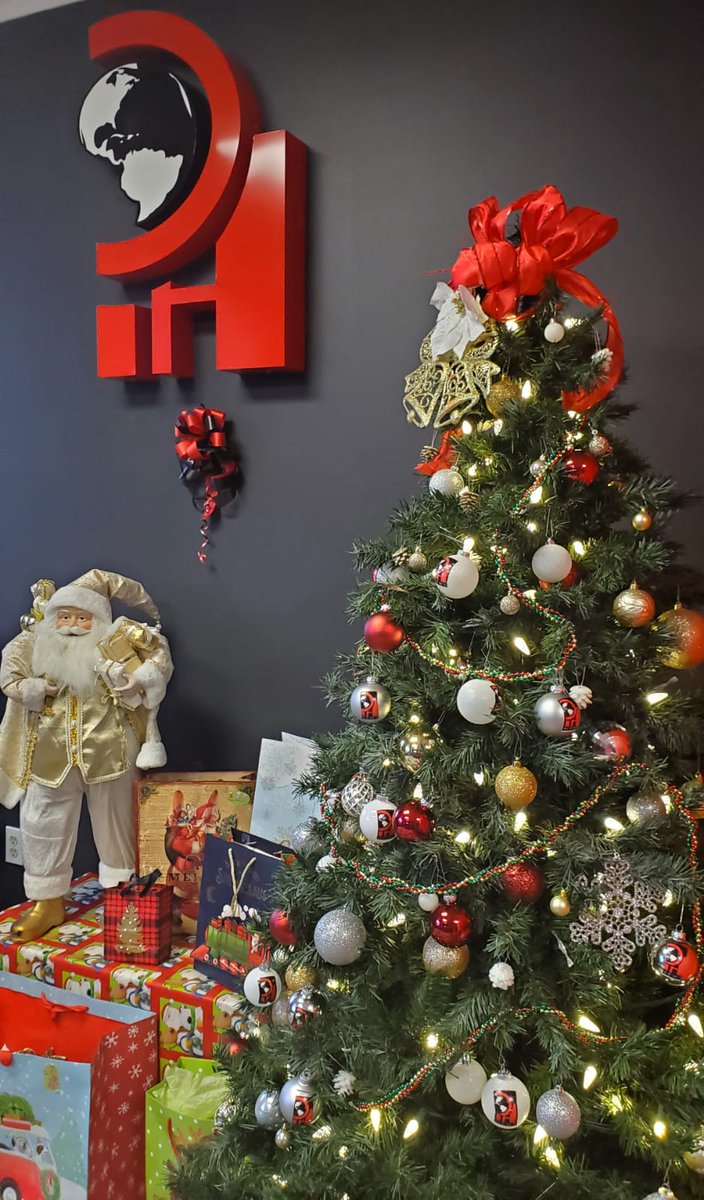 progresohispano's tweet image. 🔴🔴LLegó el día!!! Hoy a las 7pm podrás disfrutar de nuestro mensaje de Navidad hecho con mucho cariño para toda la comunidad. 

Vea el estreno en nuestro canal #youtube 
youtube.com/progresohispan…

#MensajeDeNavidad #ProgresoHispanoNews #Navidad #MedioDeComunicación #Charlotte #NC