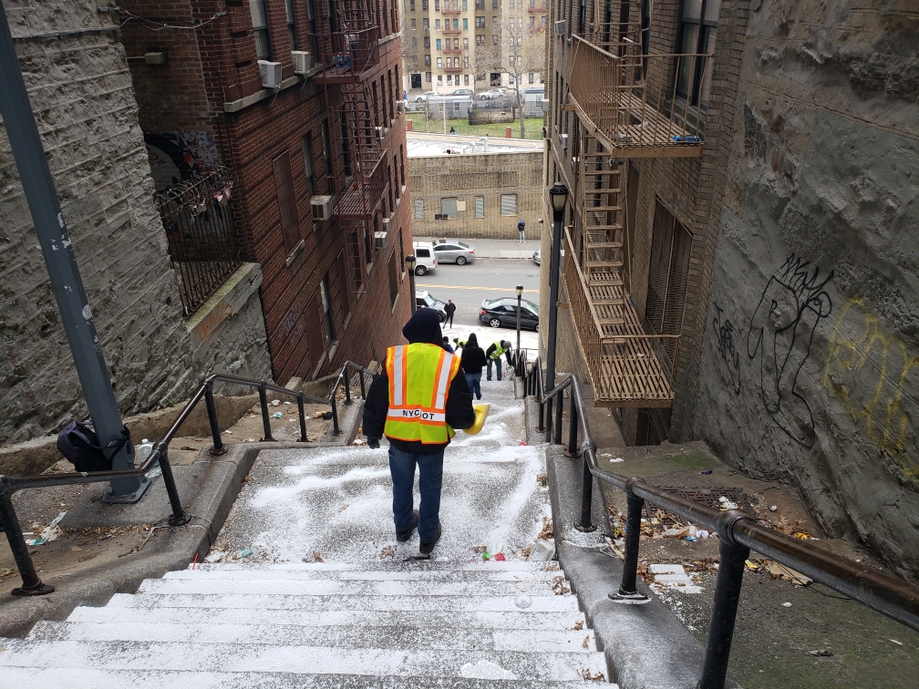 NYC_DOT's tweet photo. Ahead of today's winter weather, NYC DOT crews were out across the City pre-treating overpasses, #StepStreets and East River Bridges. https://t.co/iT7etyW9nS