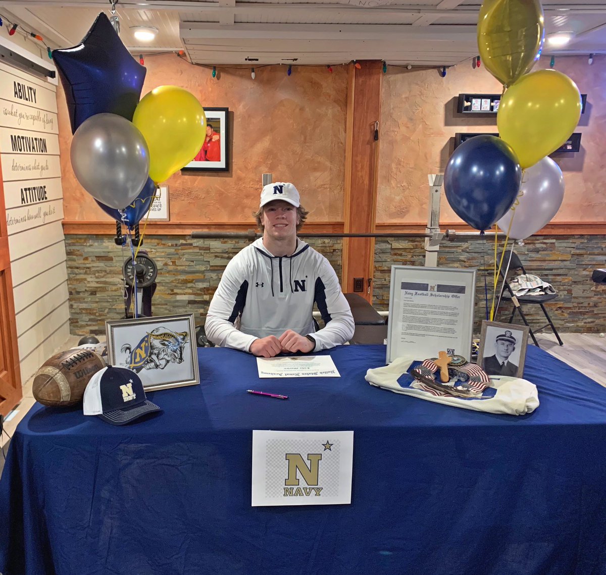 Luke Morley 🦁 tweet media