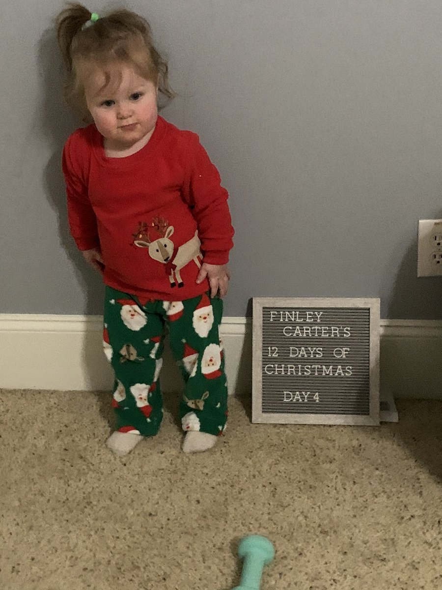 Day 4 of Finley’s 12
days of christmas 🎄