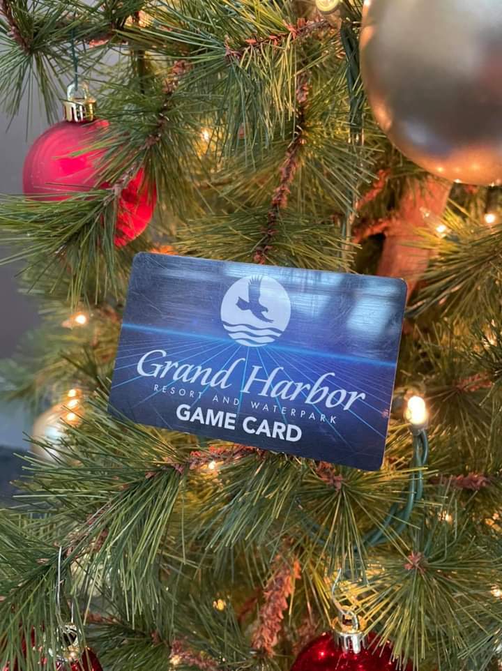 GrandHarborDBQ's tweet photo. Got a gamer 🎮 on your shopping list?

Here’s the perfect stocking stuffer! Stop by and preload a game card to our Arcade, don’t forget to add some laser maze tokens as well!
#dubuque #iowa #stockingstuffers #waterpark #midwest https://t.co/BD147ompjC