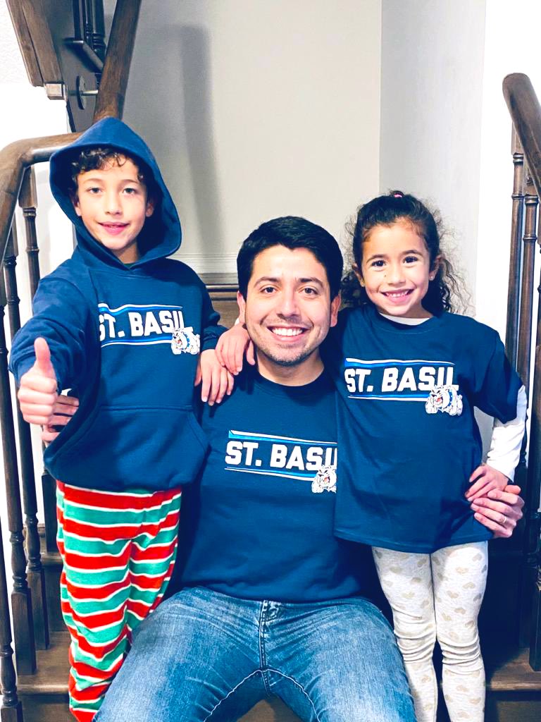 MiguelFSantos23's tweet photo. We love our new Spirit Wear👕!!!
St Basil Bulldogs Family👨‍👩‍👦‍👦!!!
(Mom 🤷🏻‍♀️forgot to order one so she took pictures 😉) @stbasilbulldogs @VitoSantos21 @MiguelFSantos23 @LisaKuyper @bhncdsb #Brantford #MerryChristmas https://t.co/uCimSoqjK7
