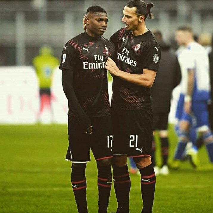 Signing young players that are neglected by their clubs or play in small clubs mixed with the weight of the milan shirt planted a strong desire of living up to the shirt's expectations in every player. Players like Leao RLLY developed because of zlatan's perception of the club