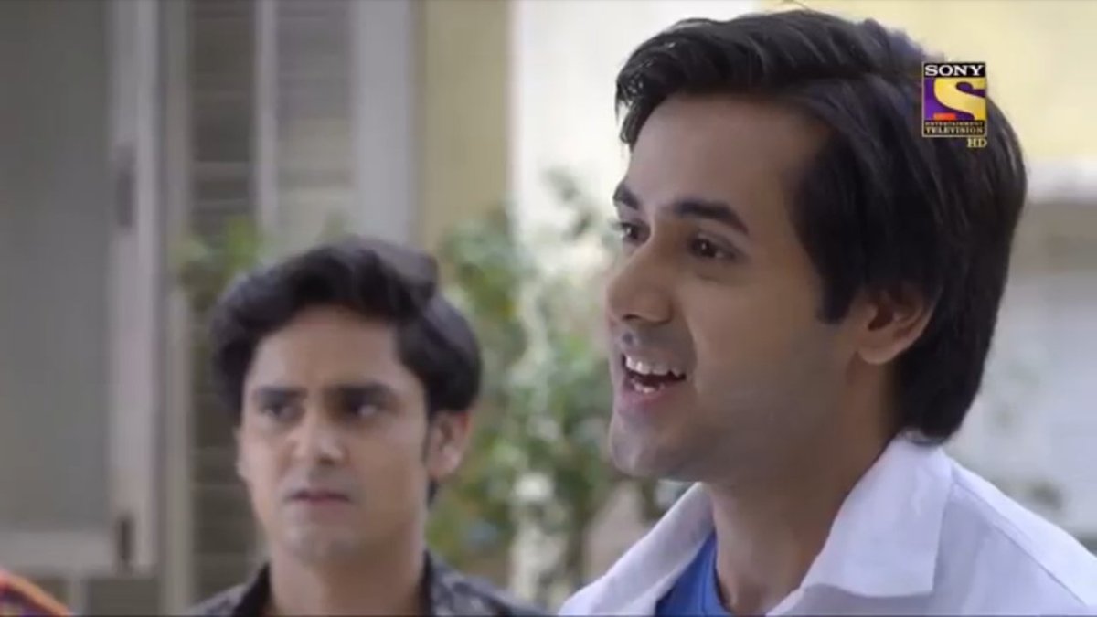 "mujhe laga aap meri jagah hote toh shayad aap bhi yahi karte par nahi aap aisa nahi karte kyunki aap toh bade hai samjhdar hai"S was so done with the ego's the elders had arnd him that made them unsee the sadness N had worn to prove herself for them. #YehUnDinonKiBaatHai