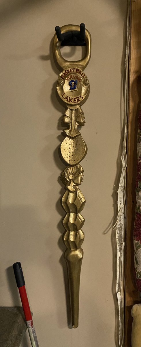 SalmRodger's tweet photo. A good friend returning from Nigeria thought I needed a Boss man walk-in’ stick. He was right-and its Lakers style to boot! Can’t wait to strut it on the court. #southdalelakers #mbhoops #basketballmb #custommade #nigeria https://t.co/10si4PsxDu