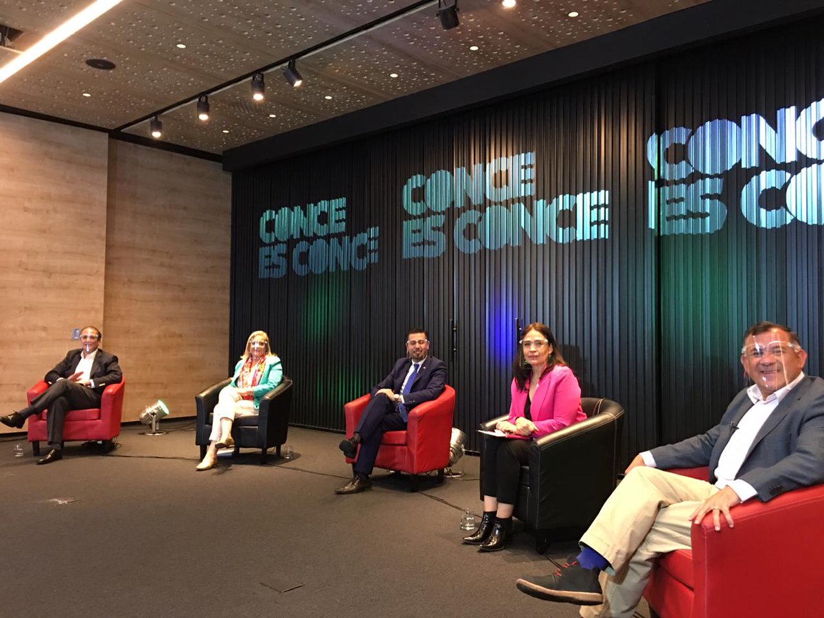 florweissen's tweet photo. 📣#Regíon
Hoy participamos en el Primer Conversatorio "Hablemos de Ciudad" #ConceEsConce.
Con respeto, sentido democrático y mirada de Región instalamos nuestras ideas de futuro.
#UnidosxBiobío 🇨🇱 https://t.co/PzfZXQDjEs