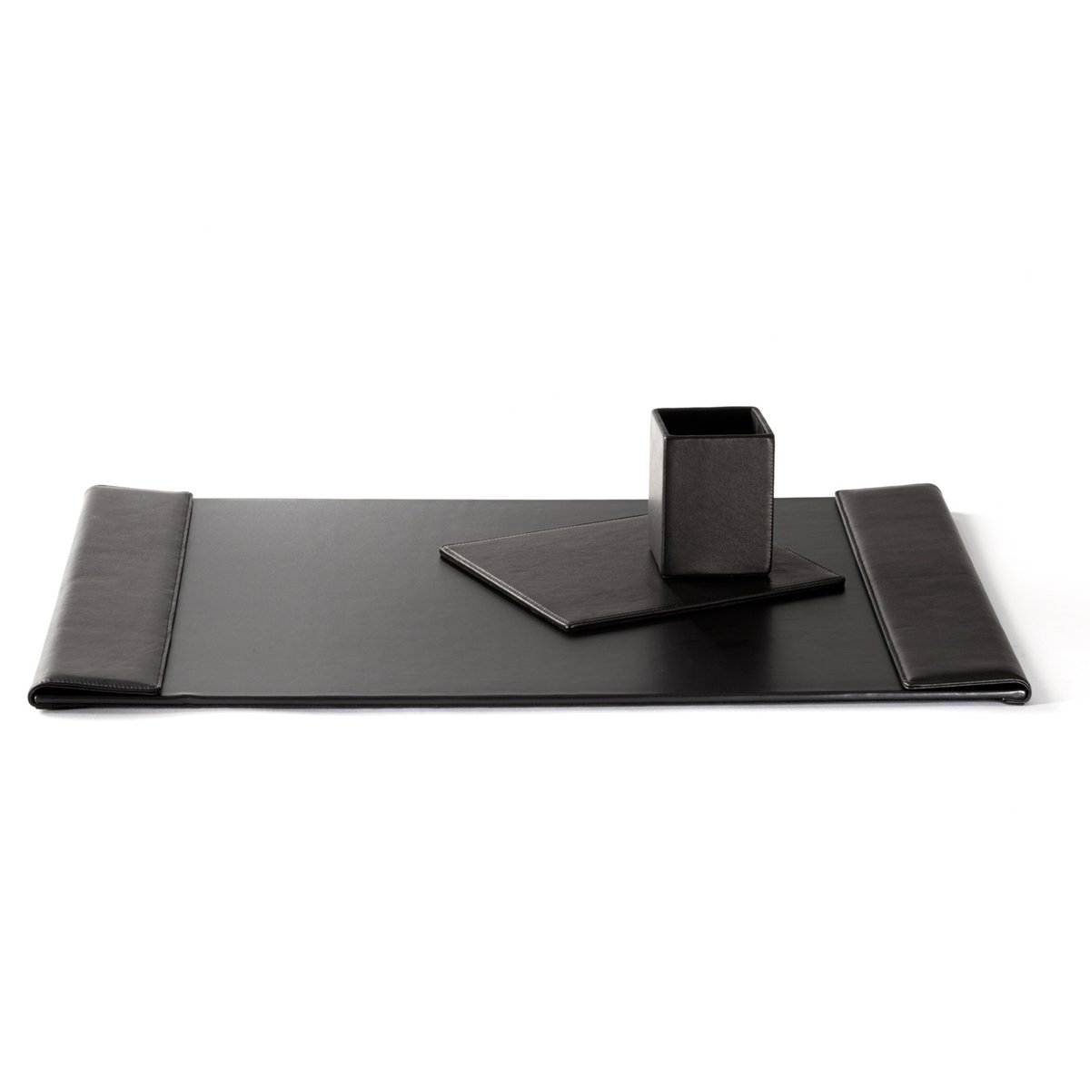 The outstandingly designed leather desk set will add a professional appearance to any office, the sophisticated black leather desk set is made from genuine leather.  <a href="/NationalMedAssn/">National Medical Association</a> bit.ly/3ajAnpI