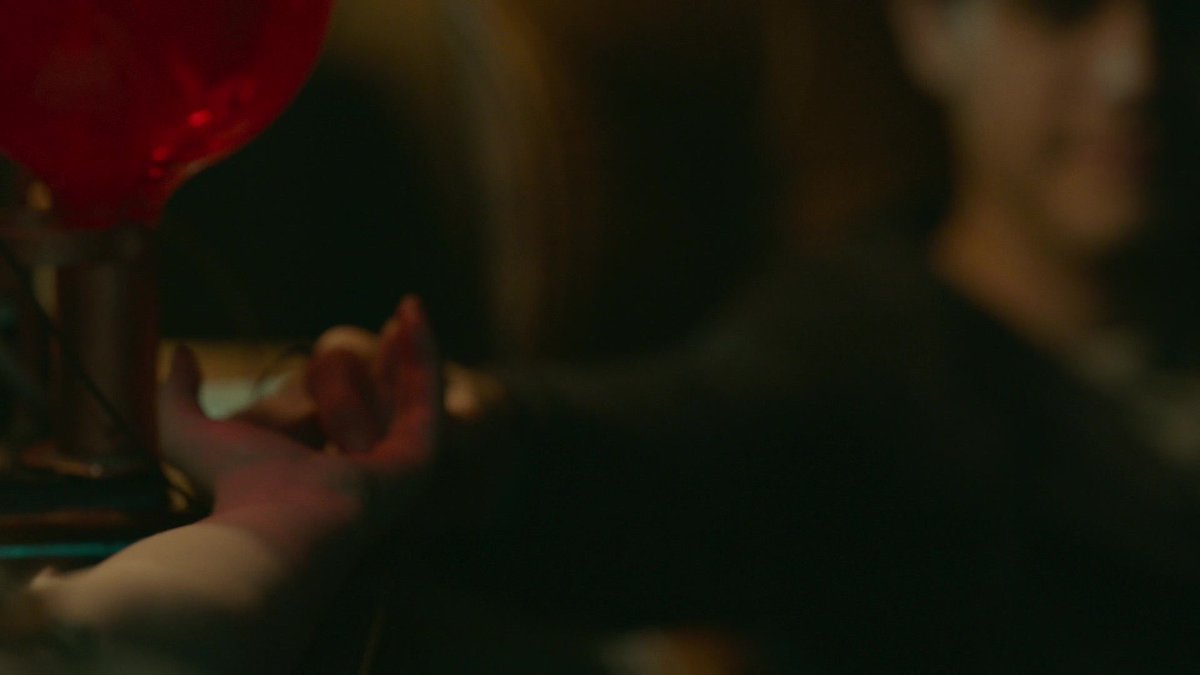 willow"I'm begging for you to take my hand, Wreck my plans, that's my man..."