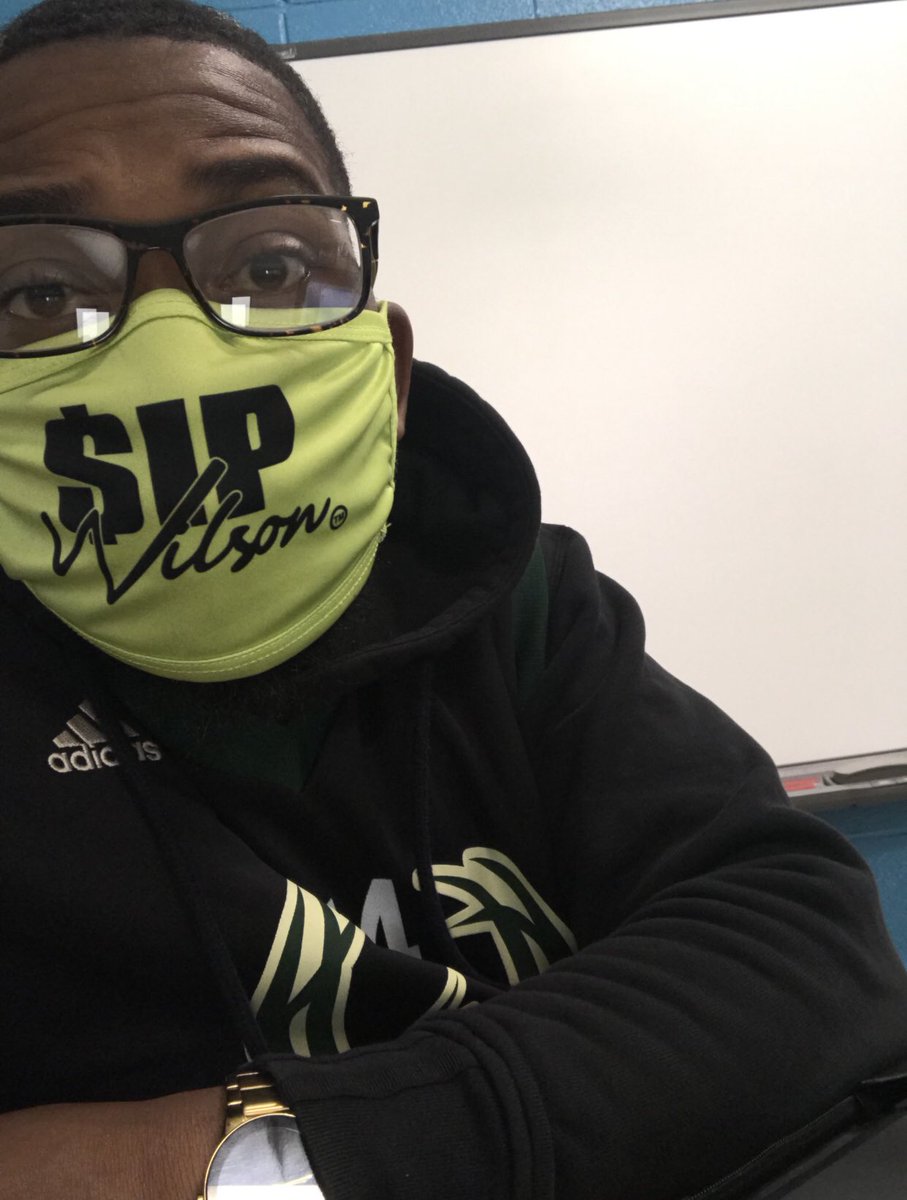 sip_store's tweet photo. Another day another sip!! #sipwilsonstore #sipwilsonmasks #instock #orderyourstoday #dm #website #clothingbrand #covid #staysafeinstyle #blkownership #trademark ๐ทโข๏ธยฎ๏ธ https://t.co/AC42sorKCX