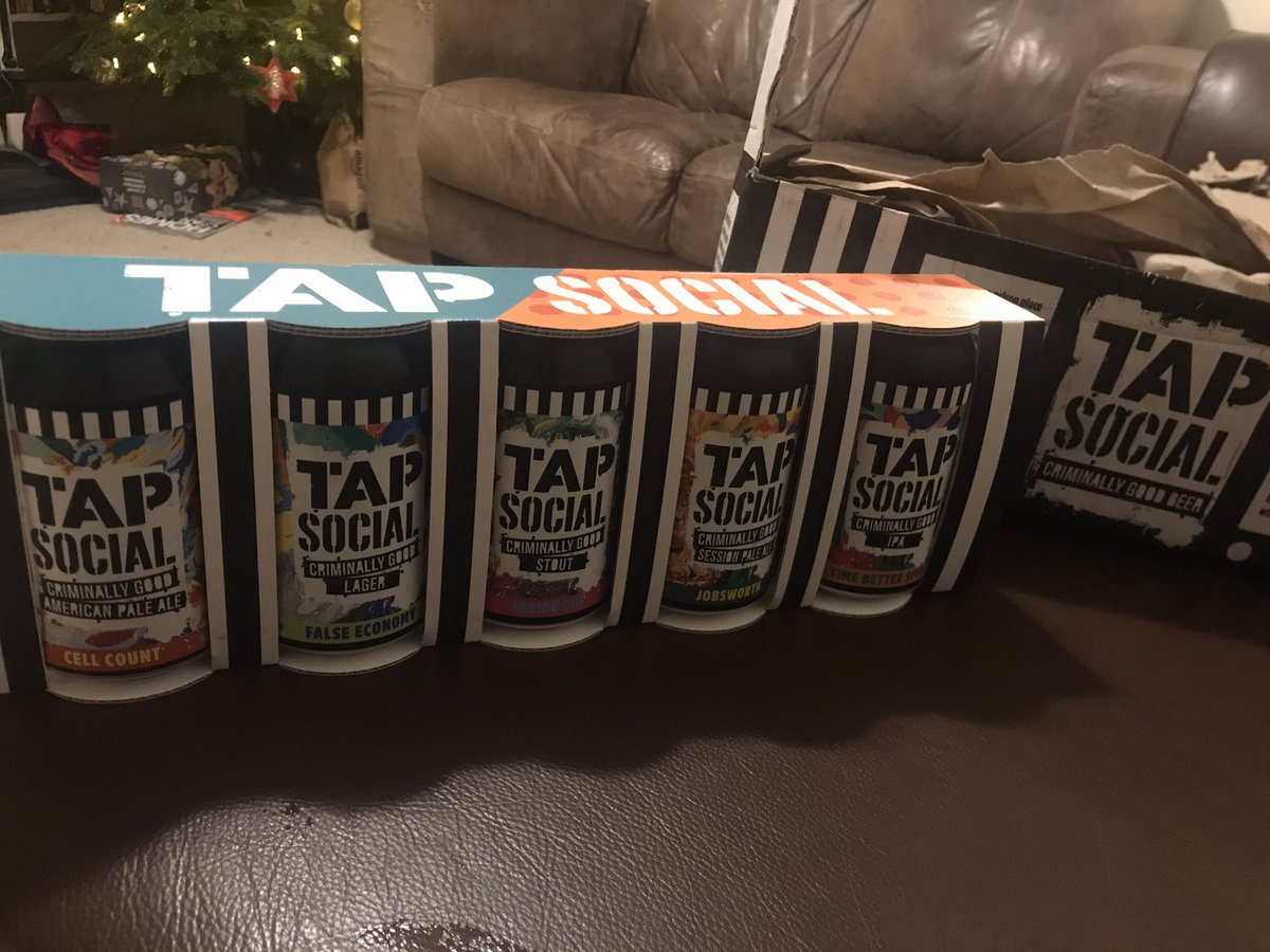 Ashley Cavers tweet media