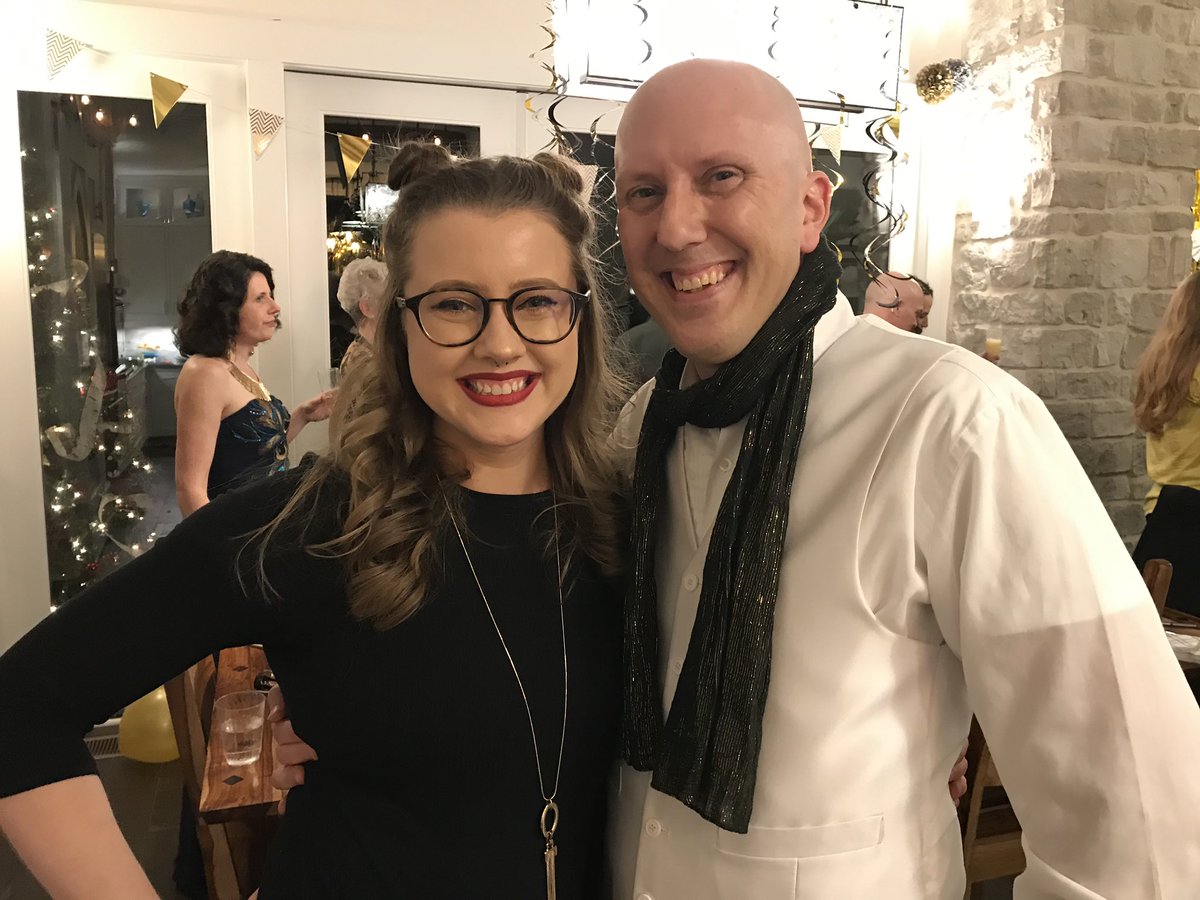 It's  @Mary_Buzbee's birthday, and I can't begin to explain how much joy she's brought to my life and the lives of everyone else lucky enough to be her friend. (Photo from the pre-covid days of NYE 2019.) A thread of appreciation: