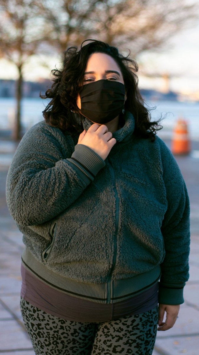 Athleta's tweet photo. Even our Everyday Mask can't hide @JessieDiaz's smile. #PowerOfShe

https://t.co/stQhfhKps0 https://t.co/KHCGZohf9b