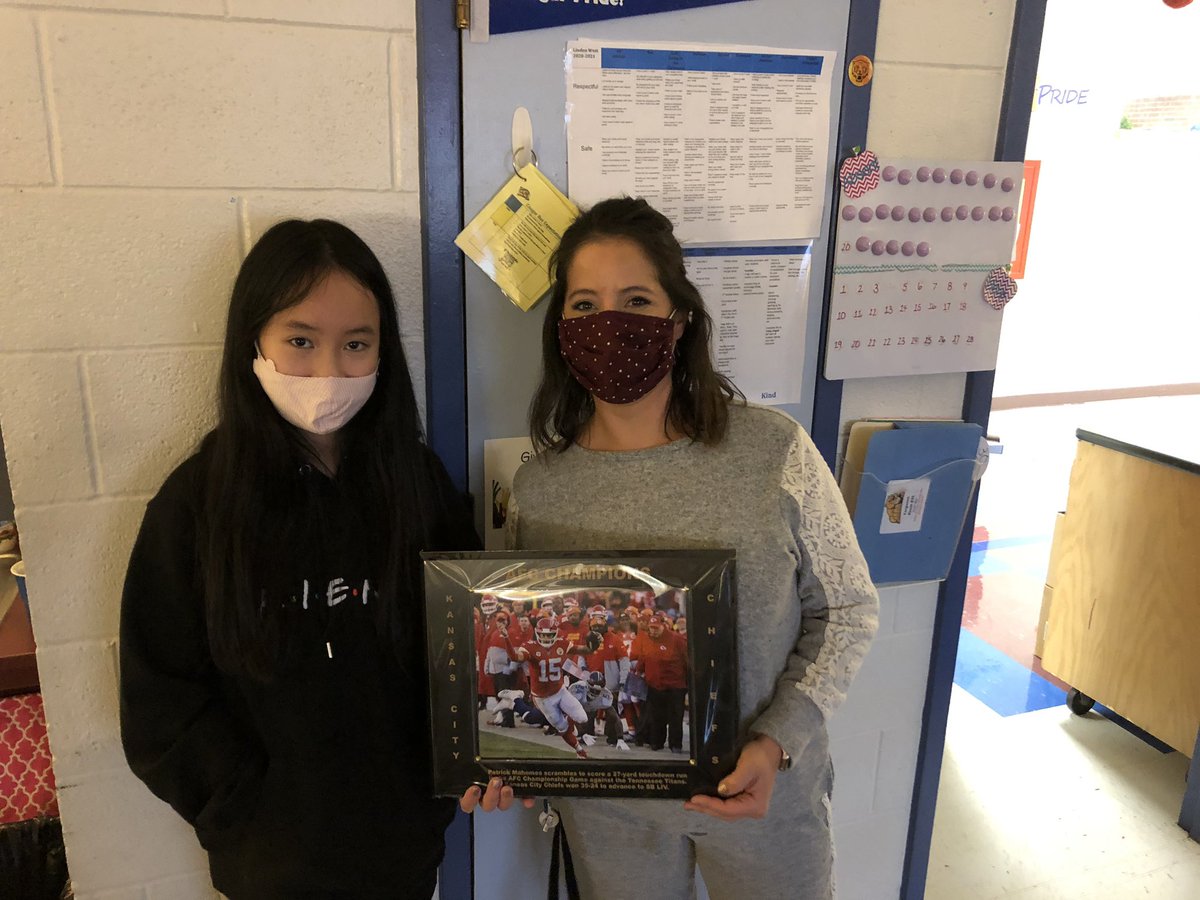 I was able to present this amazing Chiefs’ plaque to one of our fifth grade students! Jenny works hard every day to surpass her academic goals. Her work ethic motivates her peers and she is a great helper to teachers. 🏈📚😊 <a href="/LWNKCSD/">Linden West NKC</a> <a href="/BrianMercerNKC/">Brian Mercer</a>