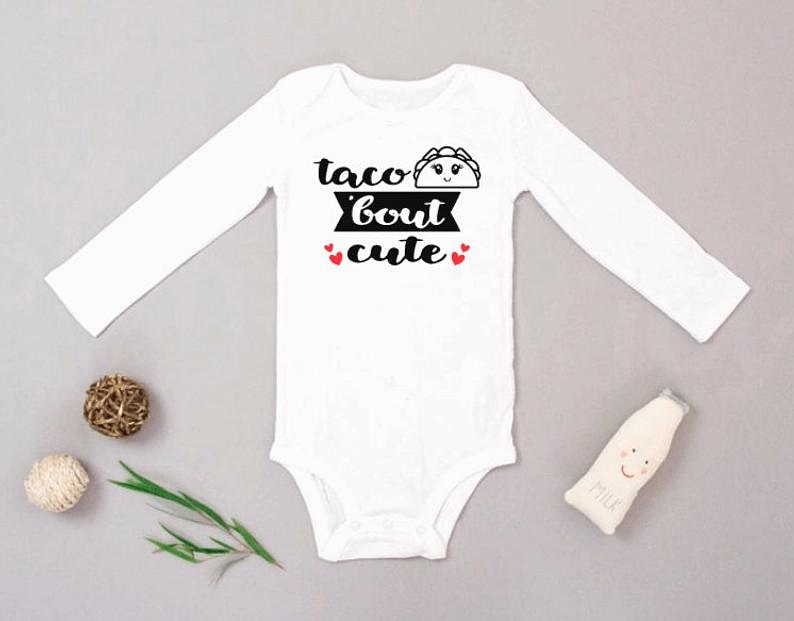 combatdreams's tweet photo. Taco 'bout cute 🌮

#purewestcoastdreams #taco #tacoboutcute #ilovetacos #etsy #etsyseller #etsyshop #etsystore #etsysellersofig #etsylove #babyonesie #babyclothes #kingtaco #tacobell #tacoselgavilan #tacosdebirria #tacoseveryday #tacoselpatron818 #tacosalpastor #deltaco https://t.co/kDd6ylTCQK