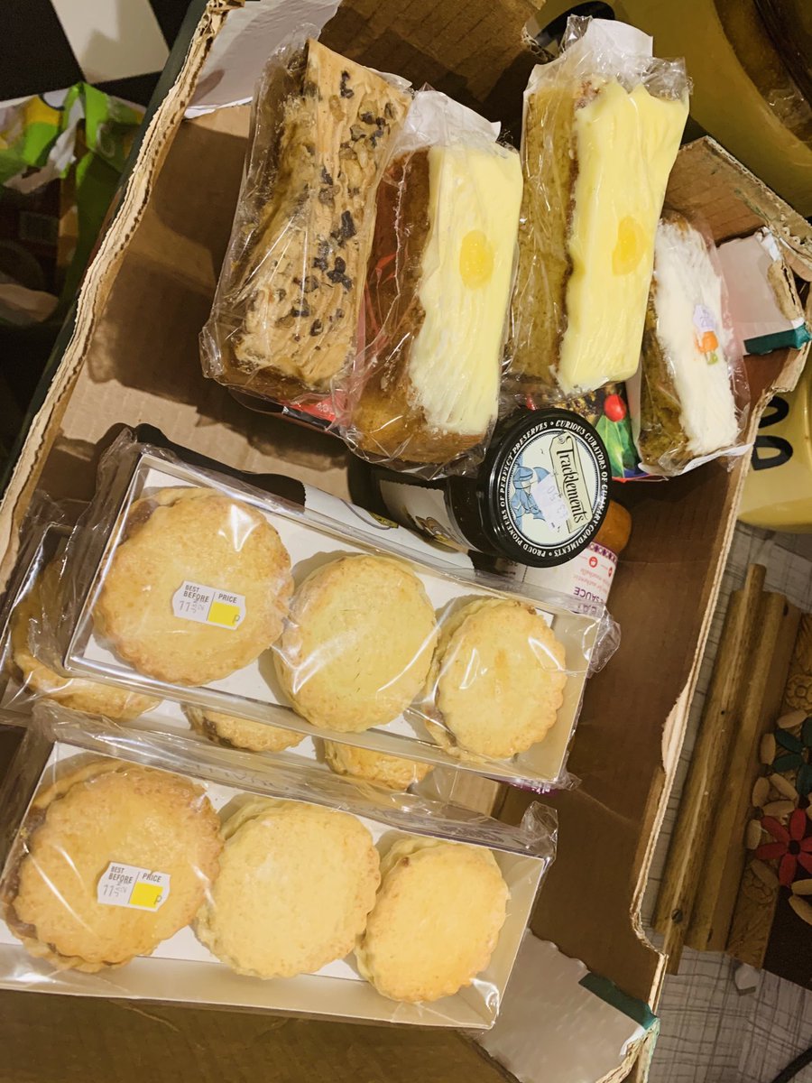 ❤️Thank you so much to the Tall Frog for your donations to The Hundred Hampers - amazing! ⁦<a href="/WestBWay/">West Bridgford Way</a>⁩ ⁦<a href="/westbridgfdwire/">West Bridgford Wire News</a>⁩ stpaulsboundaryroad.com/hundred-hamper…